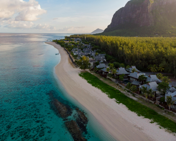 Top Luxury Resorts in Mauritius: Where Comfort Meets Paradise